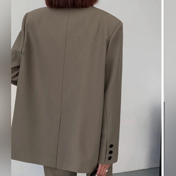 NWT Commense Taupe Blazer Jacket Size Medium Career Wear - Picture 2 of 3